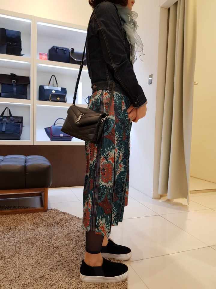 <b><p>Laurent YSL Monogram Ro Mini Shoulder Strip</p></b><b><p>サンローランYSLモノグラムルミニショルダーストリップブラック467072-DV706-1000</p></b><br /><br /><p align='center'>