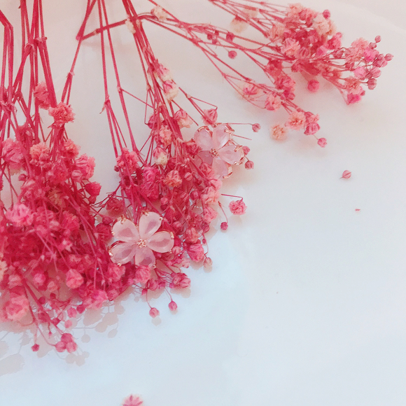 <b><p>Cherry tree State flutt eaing</p></b><b><p>桜の花が 与える ときめき イヤリング</p></b><br /><br /><p align='center'>