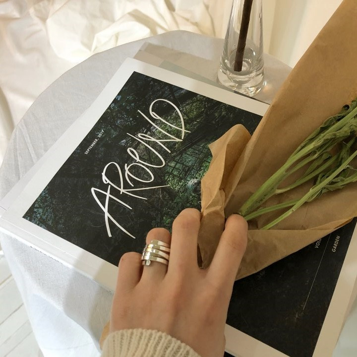 <b><p>lines silver Bold rg Twist Unique Jewelry</p></b><b><p>5行 シルバー ボールドリング ねじれ ユニークなジュエリー ポイントサイクル良い</p></b><br /><br /><p align='center'>