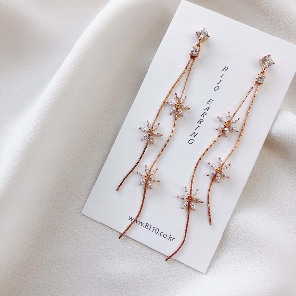 <b><p>18’s Special Offers Mary Rose flow Drop Erings</p></b><b><p>18歳 特価 メアリーローズ フラワー ドロップイヤリング コレクション 3タイプ</p></b><br /><br /><p align='center'>