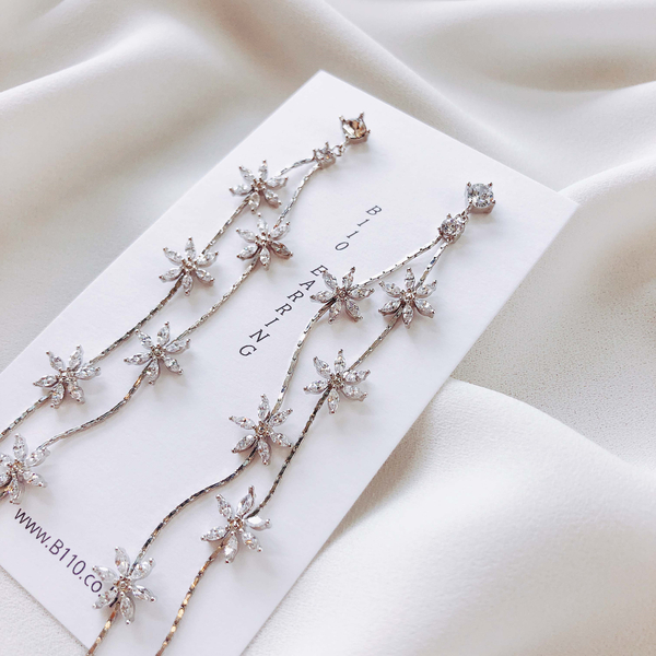 <b><p>18’s Special Offers Mary Rose flow Drop Erings</p></b><b><p>18歳 特価 メアリーローズ フラワー ドロップイヤリング コレクション 3タイプ</p></b><br /><br /><p align='center'>