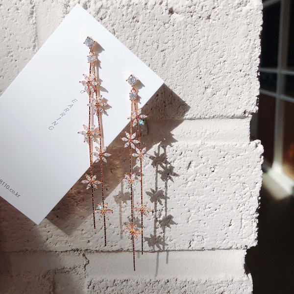 <b><p>18’s Special Offers Mary Rose flow Drop Erings</p></b><b><p>18歳 特価 メアリーローズ フラワー ドロップイヤリング コレクション 3タイプ</p></b><br /><br /><p align='center'>