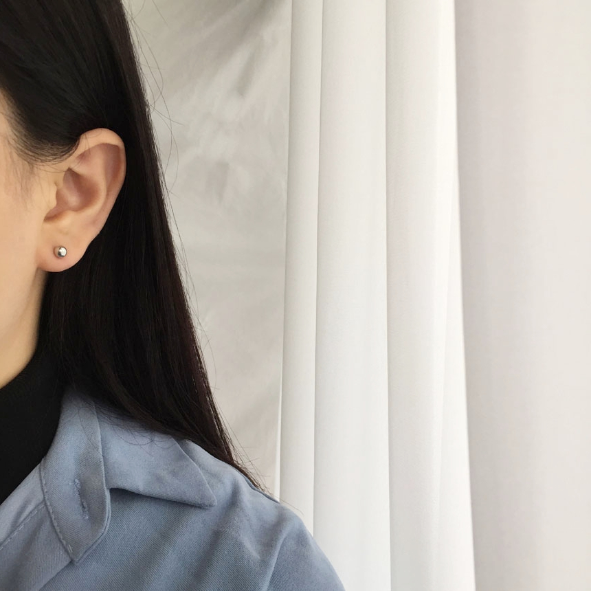 <b><p>simple daily Cubic mini Layered Earrg Set</p></b><b><p>シンプル デイリー キュービック ミニ 重ね着 イヤリングのセット</p></b><br /><br /><p align='center'>