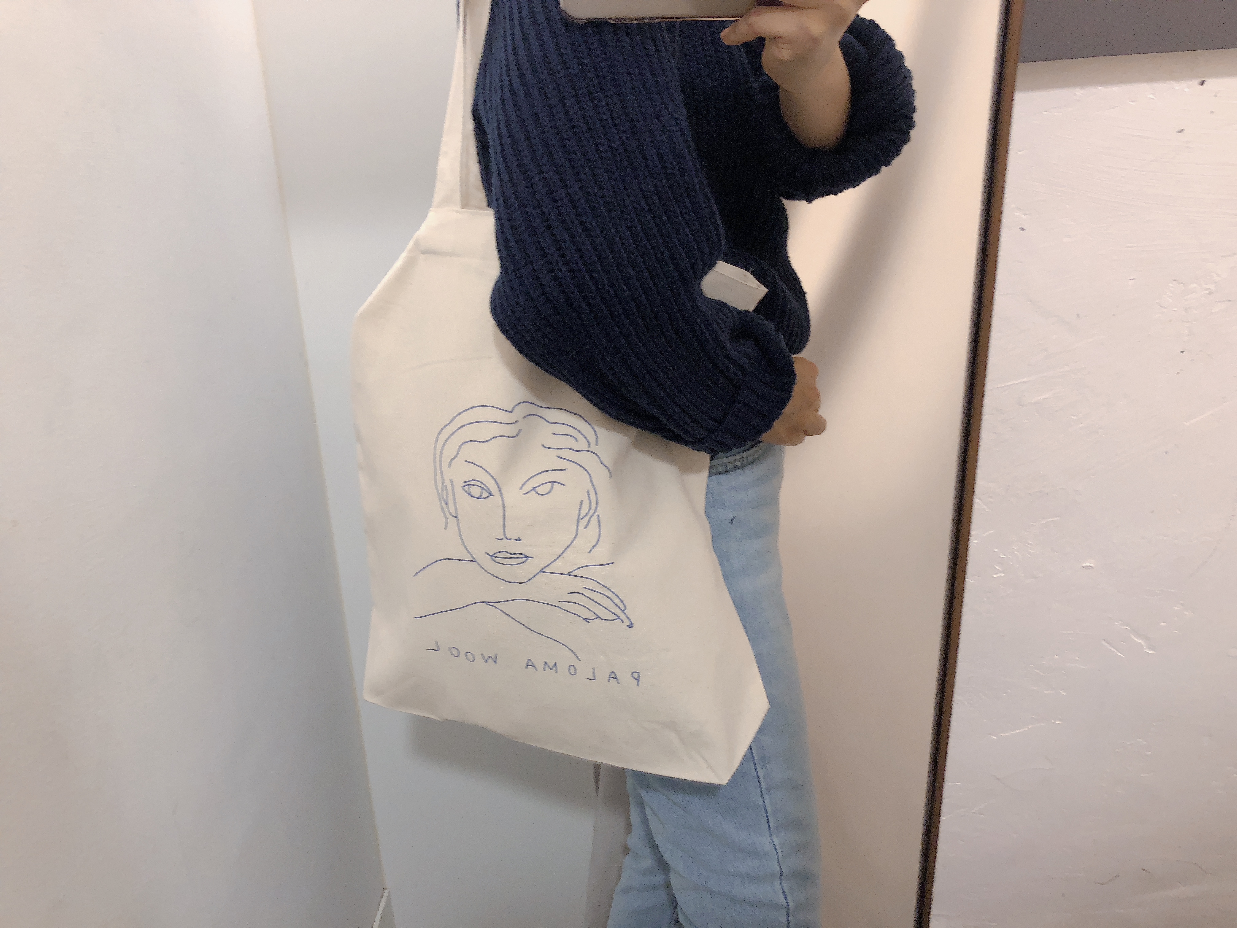<b><p>Drawing Illusttion Woman face Eco Bag Daily</p></b><b><p>図面イラスト女性の顔エコバッグデイリーバッグショルダーバッグレディースカジュアルバッグコーディネート</p></b><br /><br /><p align='center'>