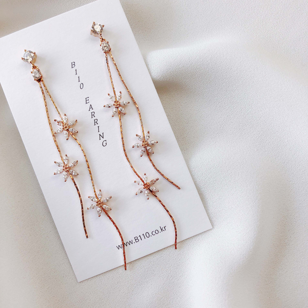 <b><p>18’s Special Offers Mary Rose flow Drop Erings</p></b><b><p>18歳 特価 メアリーローズ フラワー ドロップイヤリング コレクション 3タイプ</p></b><br /><br /><p align='center'>