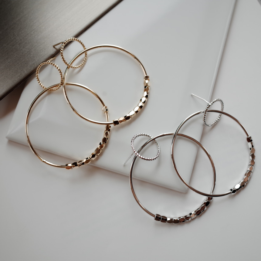 <b><p>Mini Beads Rg Big Double Earrg Bold metal</p></b><b><p>ミニビーズRing ビッグ 倍増イヤリング ボールドた メタル 丸い ポスト モダンな</p></b><br /><br /><p align='center'>