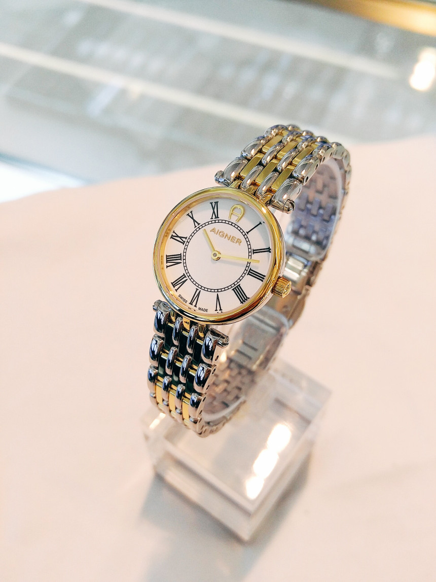 <b><p>Gallery Auck Aign Women's Met Watch A28212</p></b><b><p>ギャラリーオクロック アイグナーレディースメタルウォッチ A28212</p></b><br /><br /><p align='center'>