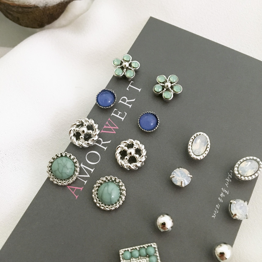 <b><p>16SET daily flower opal Dr earring Feme otion</p></b><b><p>16SET デイリー フラワー オパール ドロップ イヤリング フェミニンな感性ムード</p></b><br /><br /><p align='center'>