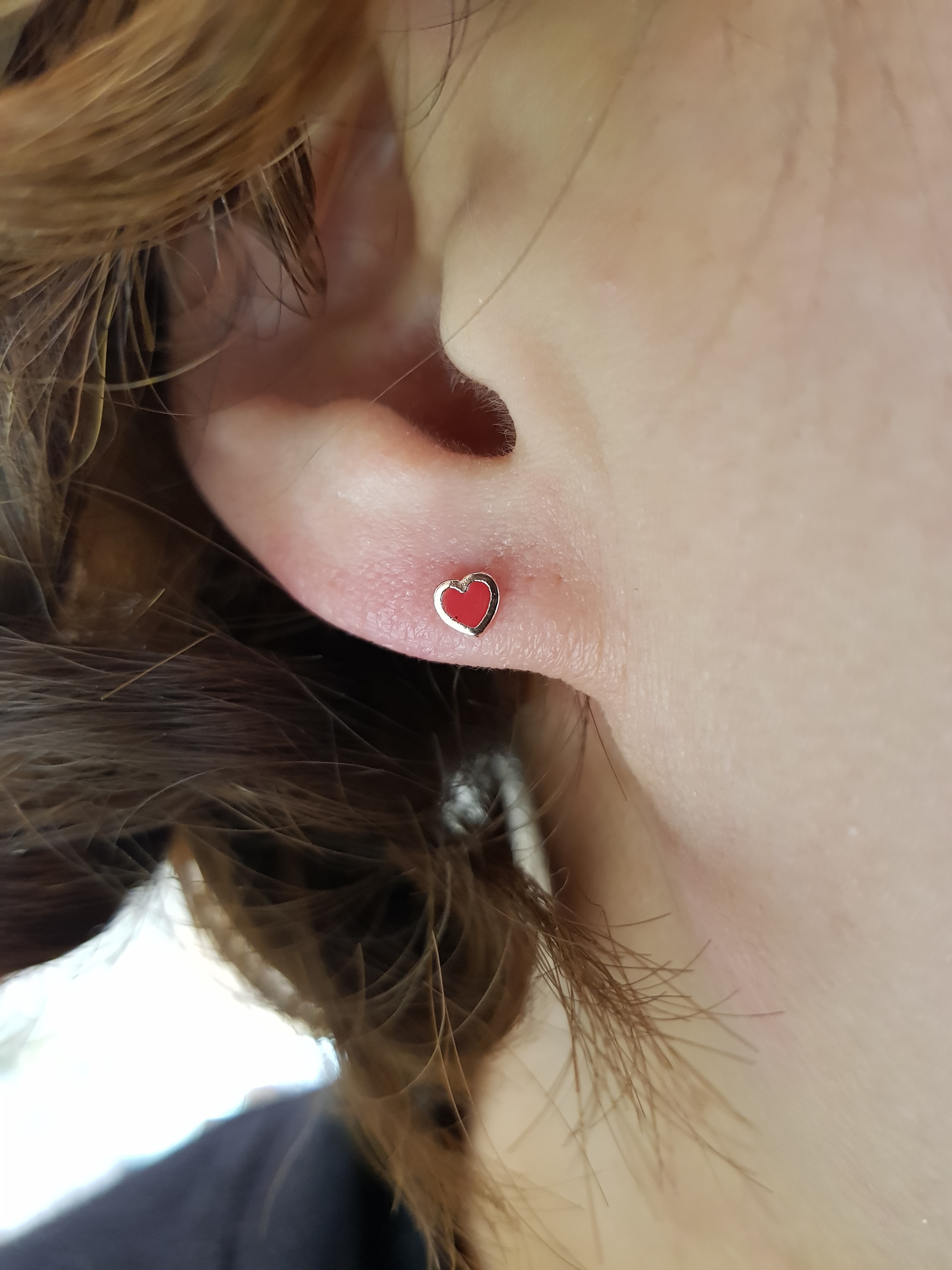 <b><p>Harry Mason Crova White Eings HMTPE-005RG</p></b><b><p>ハリー・メイソン クローバー ホワイトイヤリング HMTPE-005RG プチなデザイン</p></b><br /><br /><p align='center'>