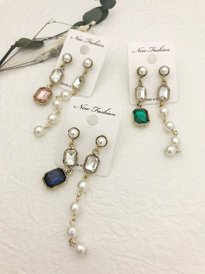 <b><p>Petit Cubic arl Unknown Drop eing female</p></b><b><p>プチ キュービック真珠 オンバル ドロップ イヤリング 女性 お好みの良いの クラシグ</p></b><br /><br /><p align='center'>