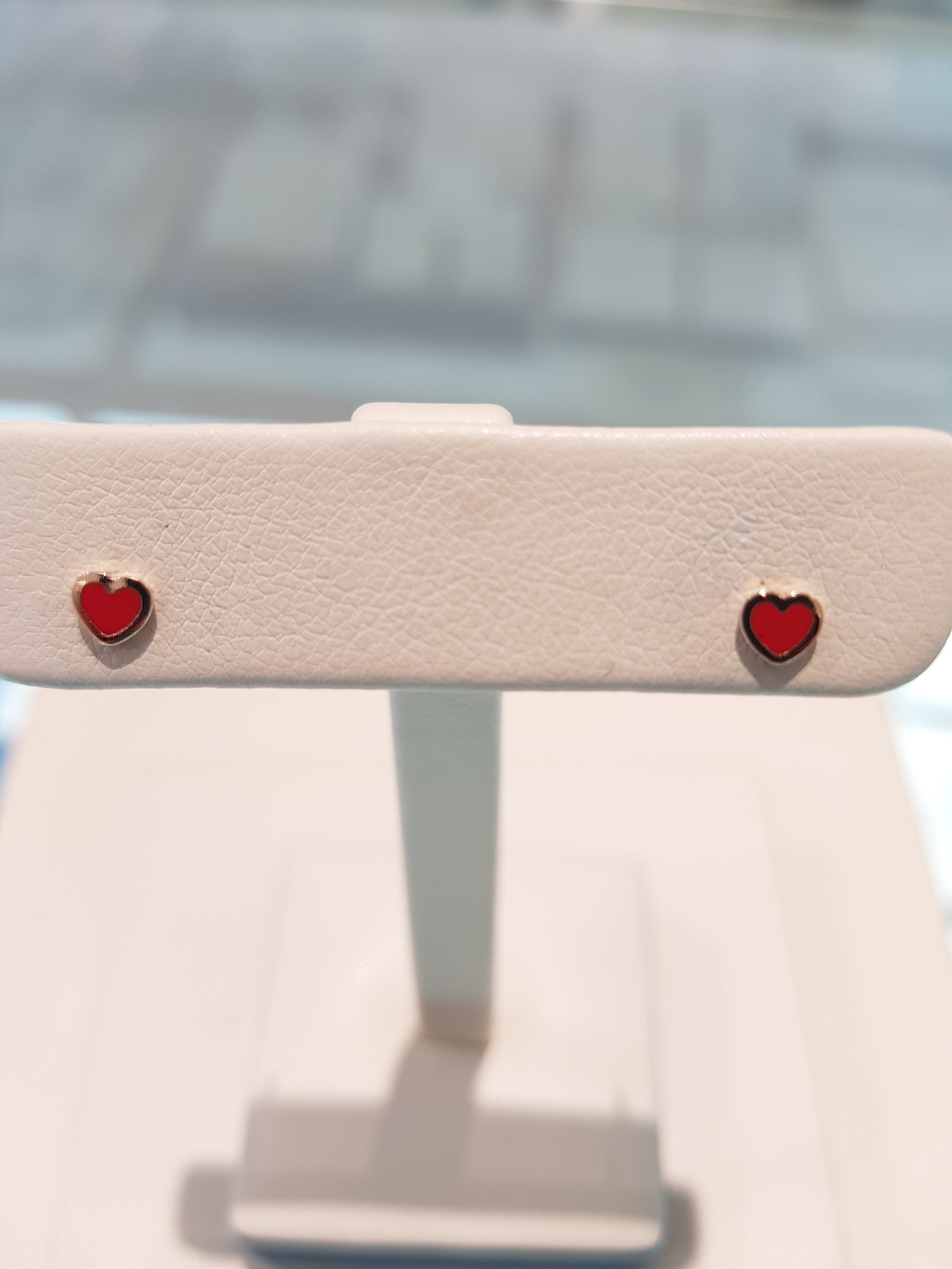 <b><p>Harry Mason Crova White Eings HMTPE-005RG</p></b><b><p>ハリー・メイソン クローバー ホワイトイヤリング HMTPE-005RG プチなデザイン</p></b><br /><br /><p align='center'>