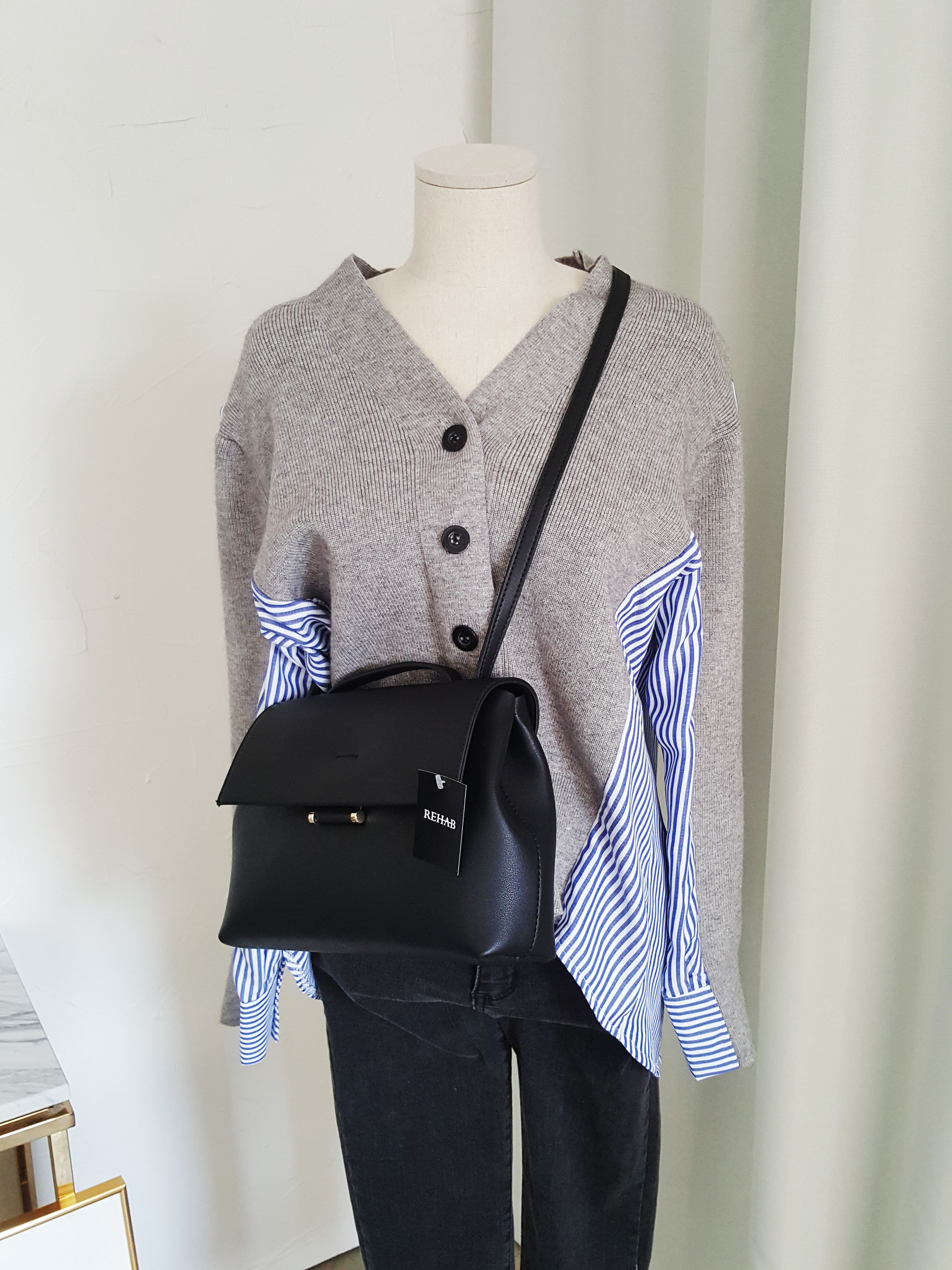 <b><p>Bredy modern look cozy outfit Tay's fashion</p></b><b><p>ブレディモダンルックコーディネート外出で、今日のファッション30代の女性カジュアルレザーバッグユニー</p></b><br /><br /><p align='center'>