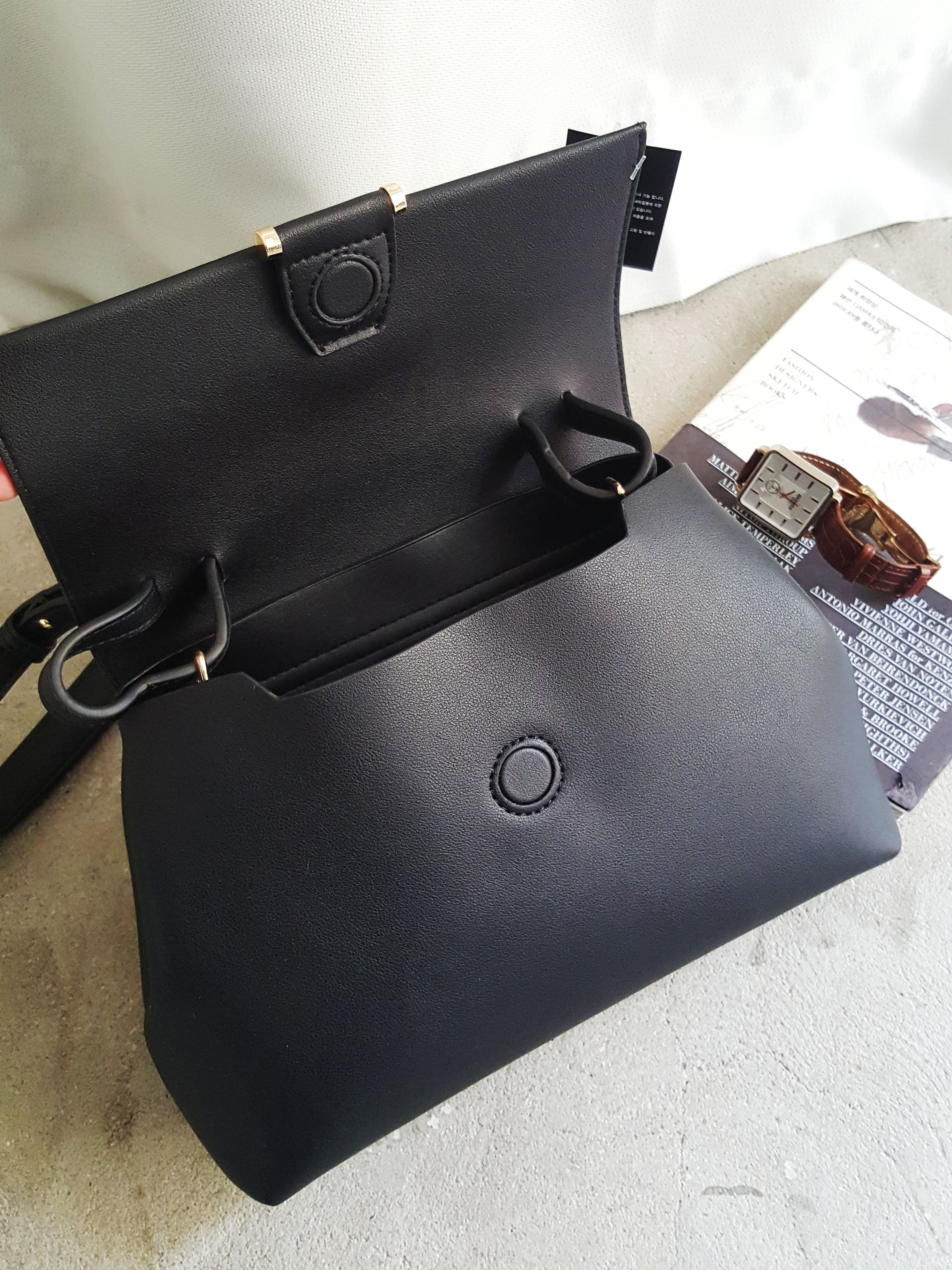 <b><p>Bredy modern look cozy outfit Tay's fashion</p></b><b><p>ブレディモダンルックコーディネート外出で、今日のファッション30代の女性カジュアルレザーバッグユニー</p></b><br /><br /><p align='center'>