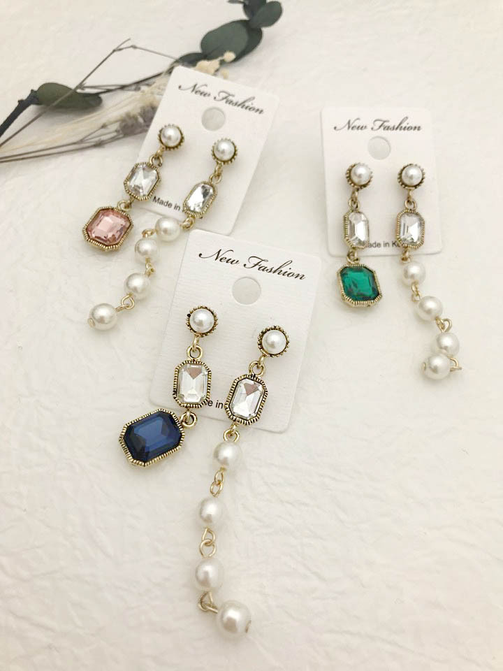 <b><p>Petit Cubic arl Unknown Drop eing female</p></b><b><p>プチ キュービック真珠 オンバル ドロップ イヤリング 女性 お好みの良いの クラシグ</p></b><br /><br /><p align='center'>