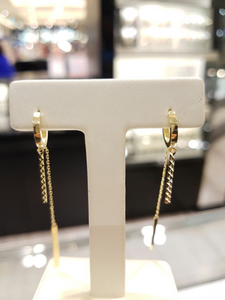 <b><p>Lloyd Two Tone chain Drop earrg LOSH3004G</p></b><b><p>ロイド ツートンカラー チェーン ドロップ イヤリング LOSH3004G 14K</p></b><br /><br /><p align='center'>