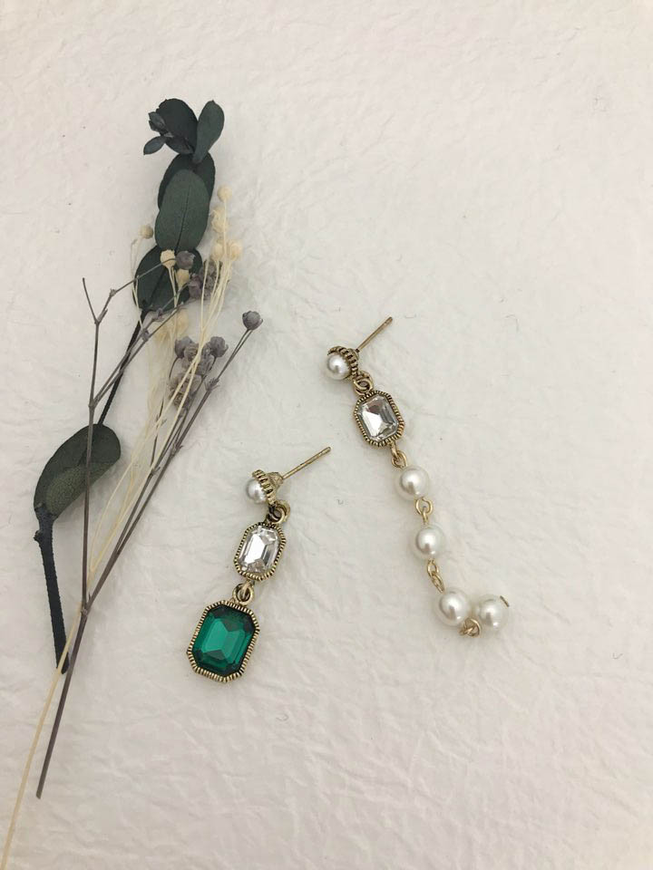 <b><p>Petit Cubic arl Unknown Drop eing female</p></b><b><p>プチ キュービック真珠 オンバル ドロップ イヤリング 女性 お好みの良いの クラシグ</p></b><br /><br /><p align='center'>