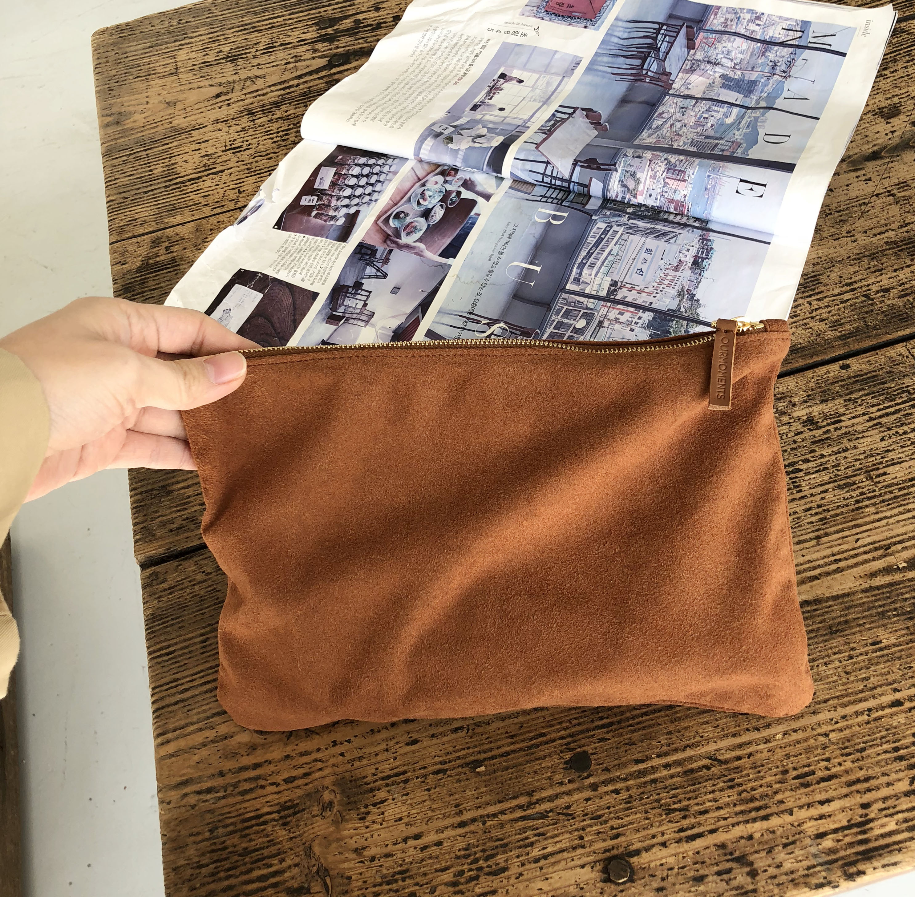 <b><p>20 minute coordation of makg remmen pouch</p></b><b><p>アワー某メンツパリスエコバッグバッグスエードクラッチポーチ推薦製作20代コーディネート</p></b><br /><br /><p align='center'>