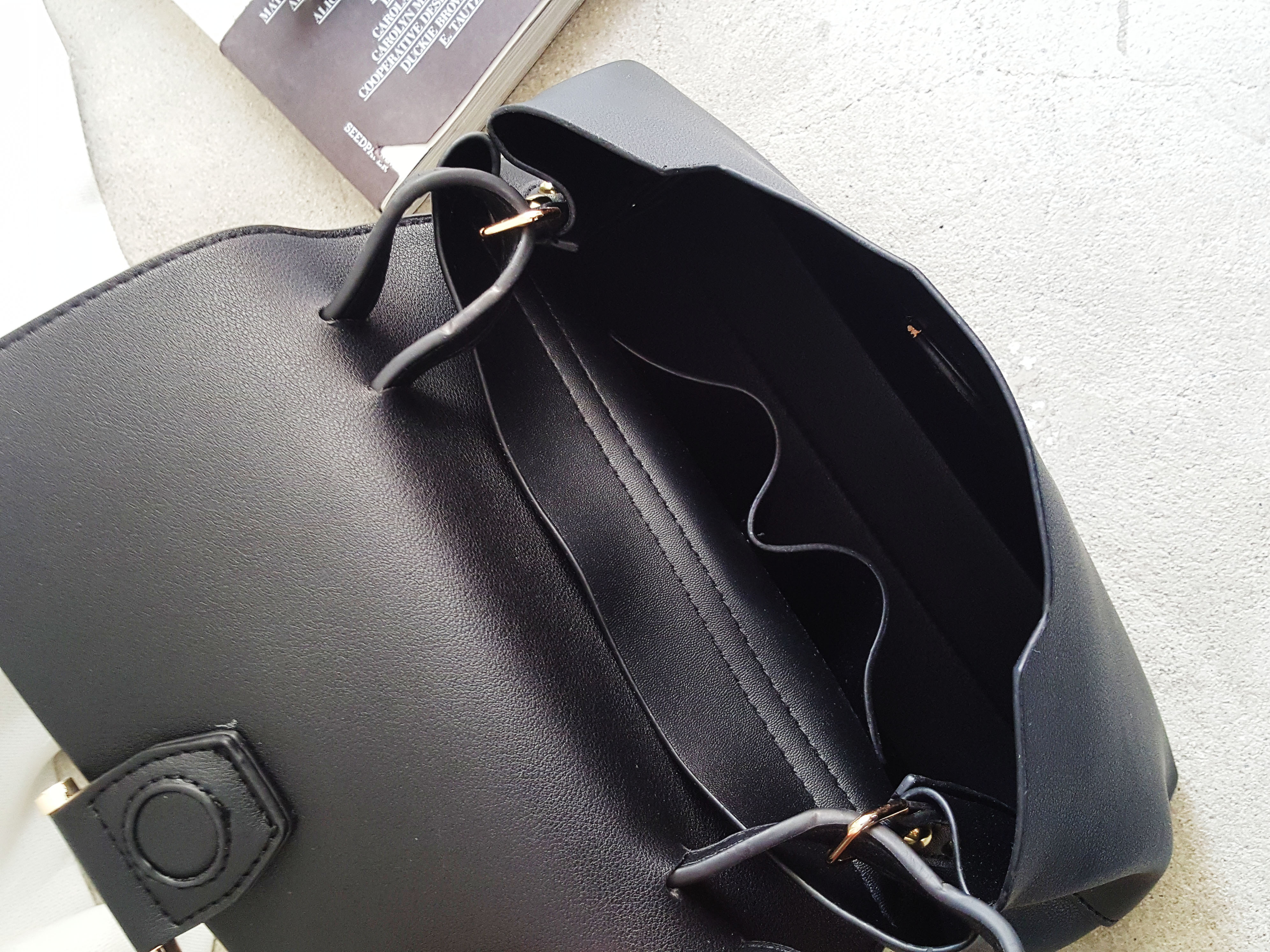 <b><p>Bredy modern look cozy outfit Tay's fashion</p></b><b><p>ブレディモダンルックコーディネート外出で、今日のファッション30代の女性カジュアルレザーバッグユニー</p></b><br /><br /><p align='center'>