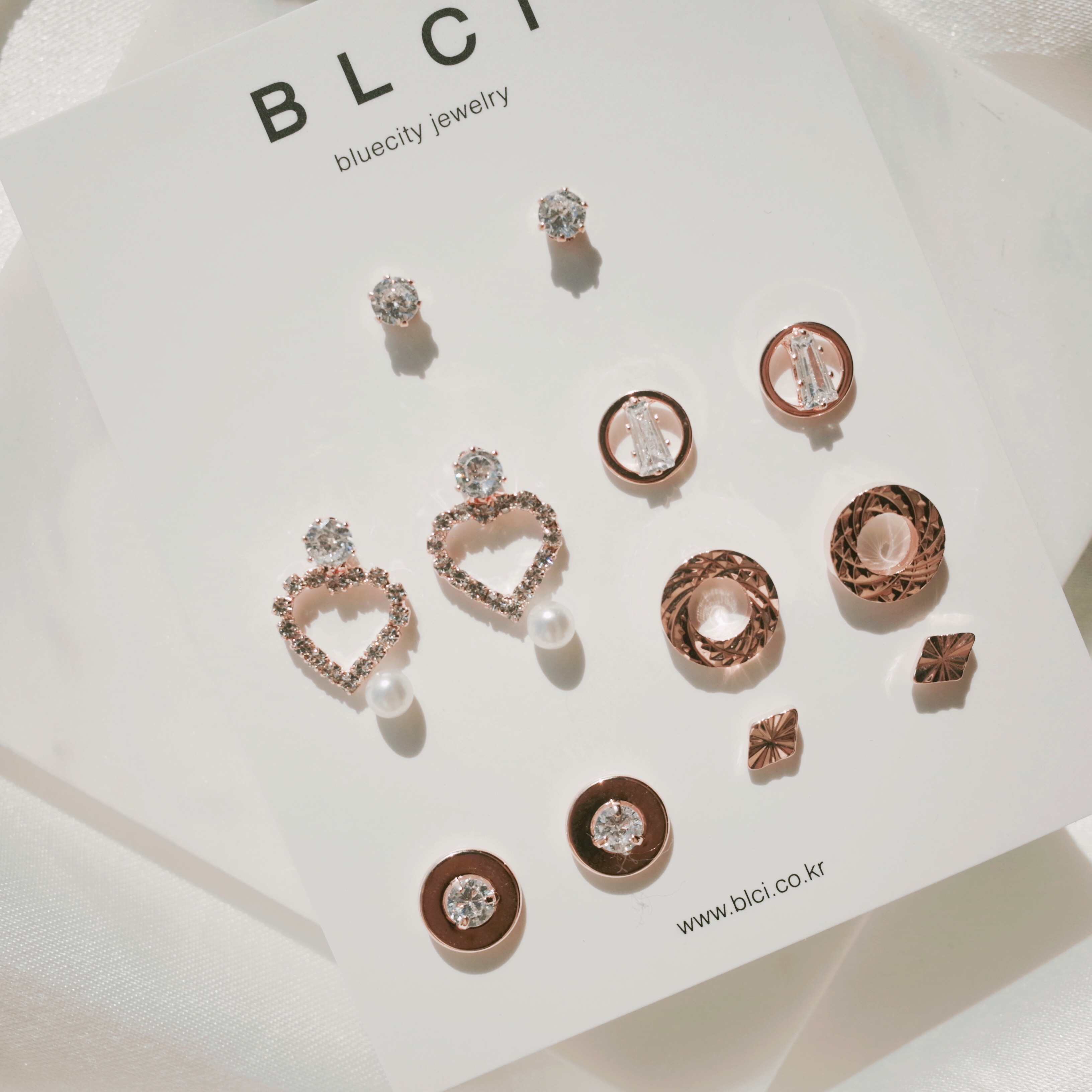 <b><p>Rose Gold High quality 14pcs one week earring</p></b><b><p>ローズゴールド 高クオリティ 14個 一週間 セット イヤリング デイリー 3種</p></b><br /><br /><p align='center'>