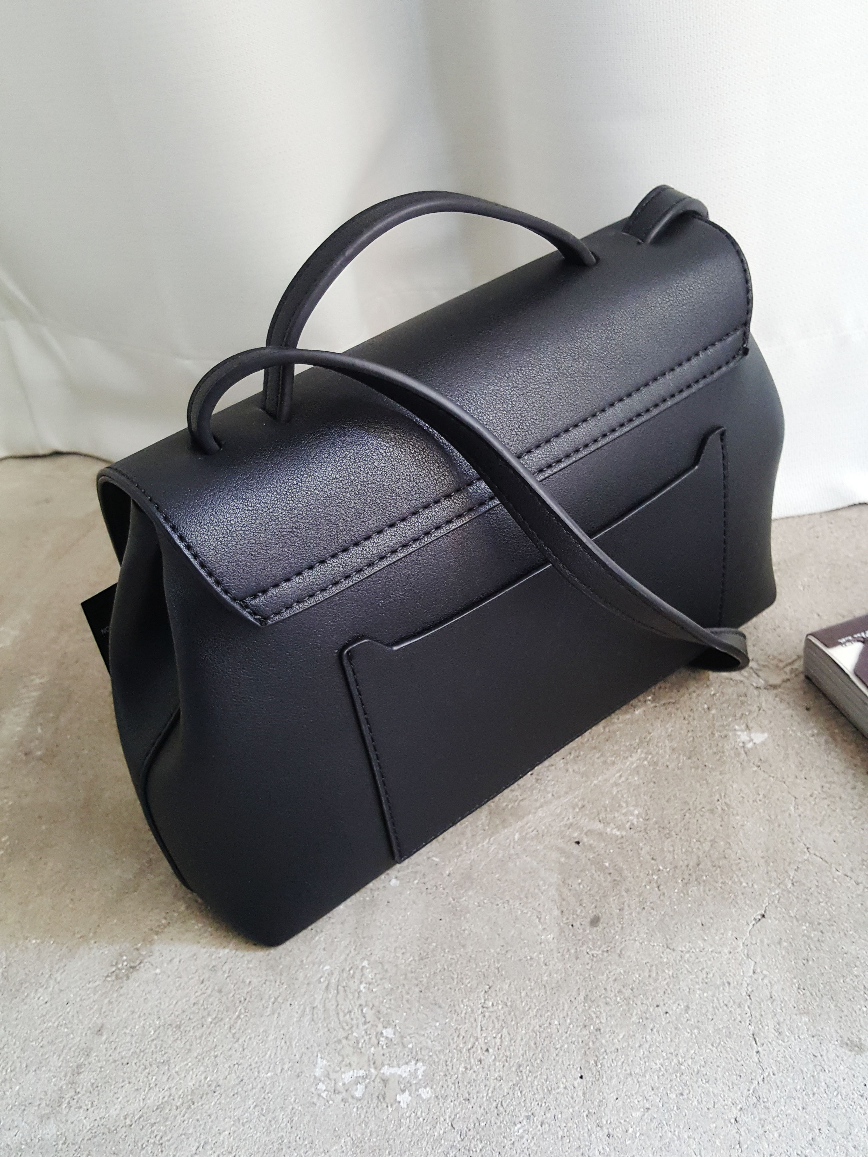 <b><p>Bredy modern look cozy outfit Tay's fashion</p></b><b><p>ブレディモダンルックコーディネート外出で、今日のファッション30代の女性カジュアルレザーバッグユニー</p></b><br /><br /><p align='center'>