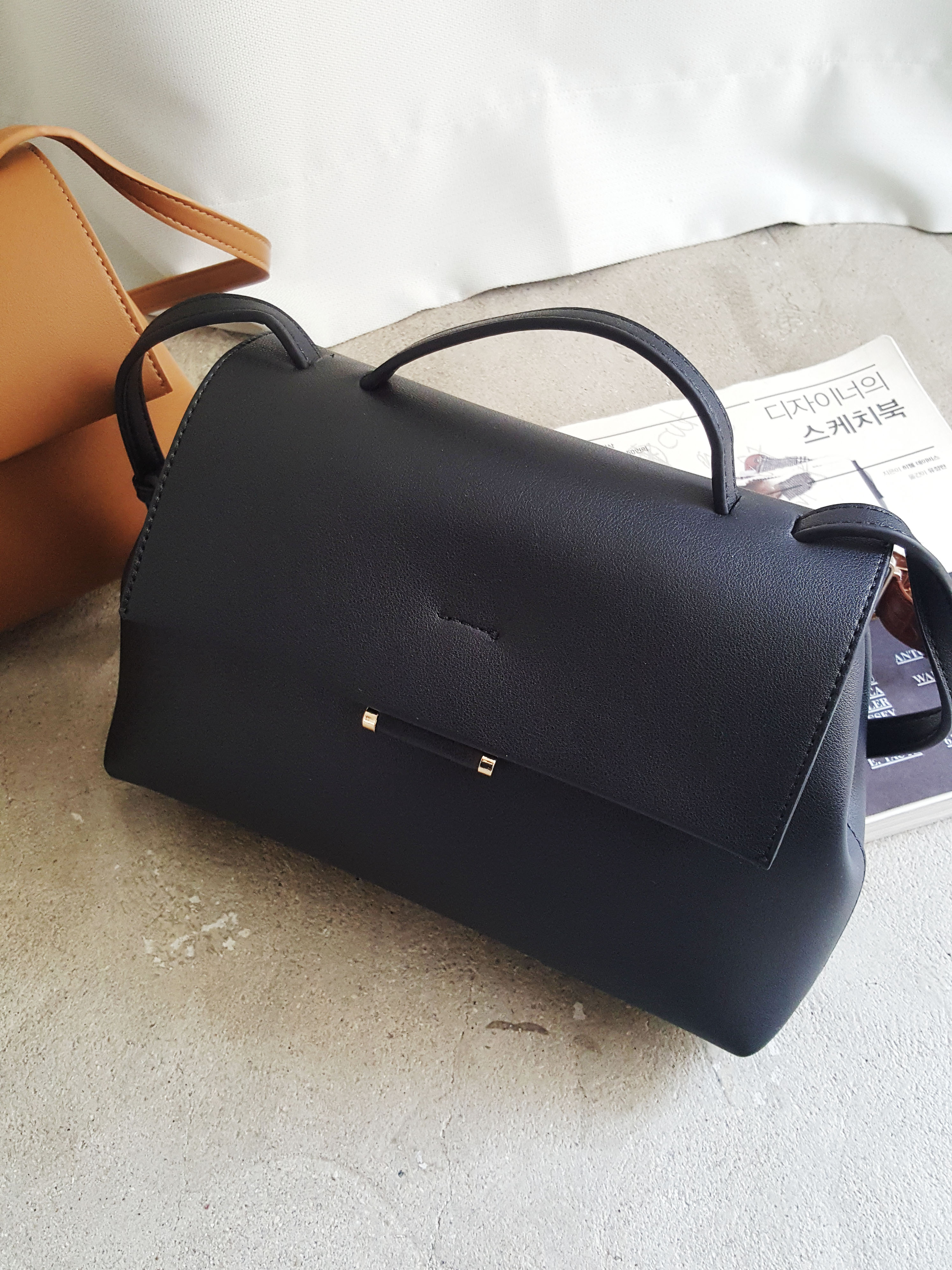 <b><p>Bredy modern look cozy outfit Tay's fashion</p></b><b><p>ブレディモダンルックコーディネート外出で、今日のファッション30代の女性カジュアルレザーバッグユニー</p></b><br /><br /><p align='center'>