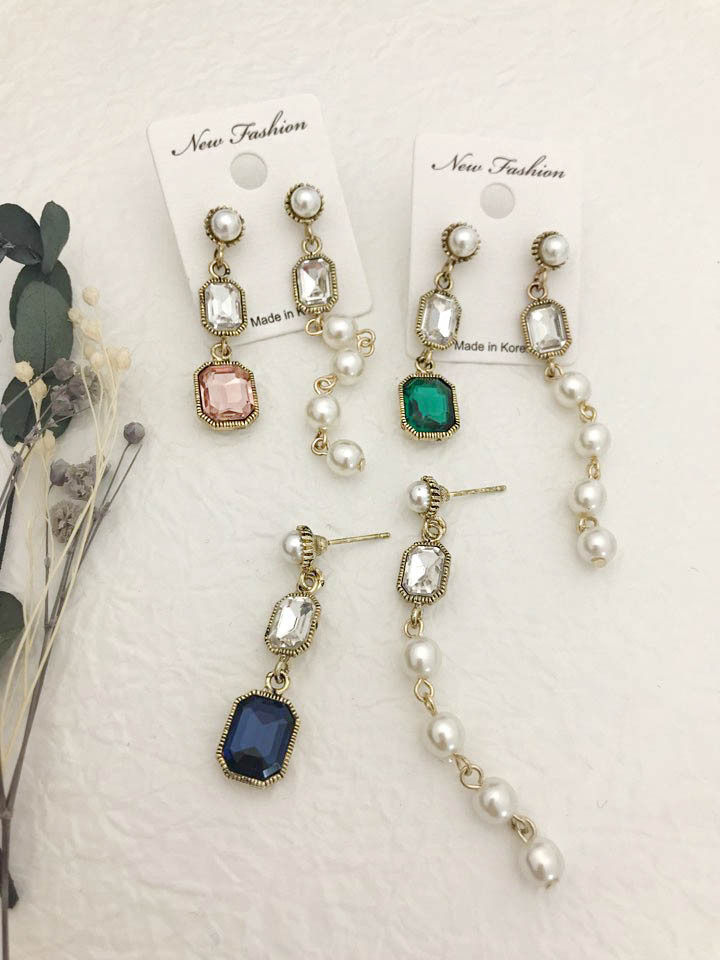 <b><p>Petit Cubic arl Unknown Drop eing female</p></b><b><p>プチ キュービック真珠 オンバル ドロップ イヤリング 女性 お好みの良いの クラシグ</p></b><br /><br /><p align='center'>