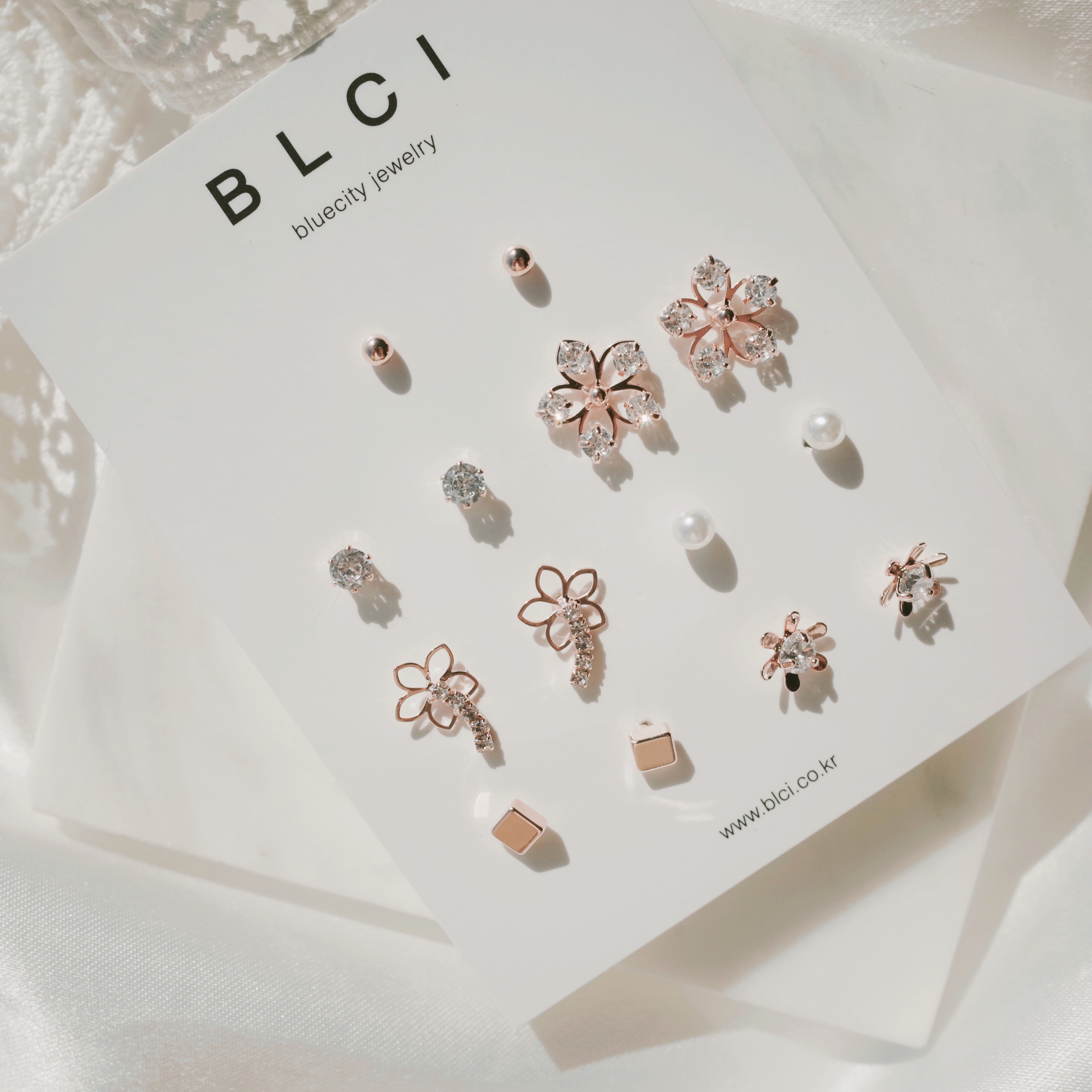 <b><p>Rose Gold High quality 14pcs one week earring</p></b><b><p>ローズゴールド 高クオリティ 14個 一週間 セット イヤリング デイリー 3種</p></b><br /><br /><p align='center'>