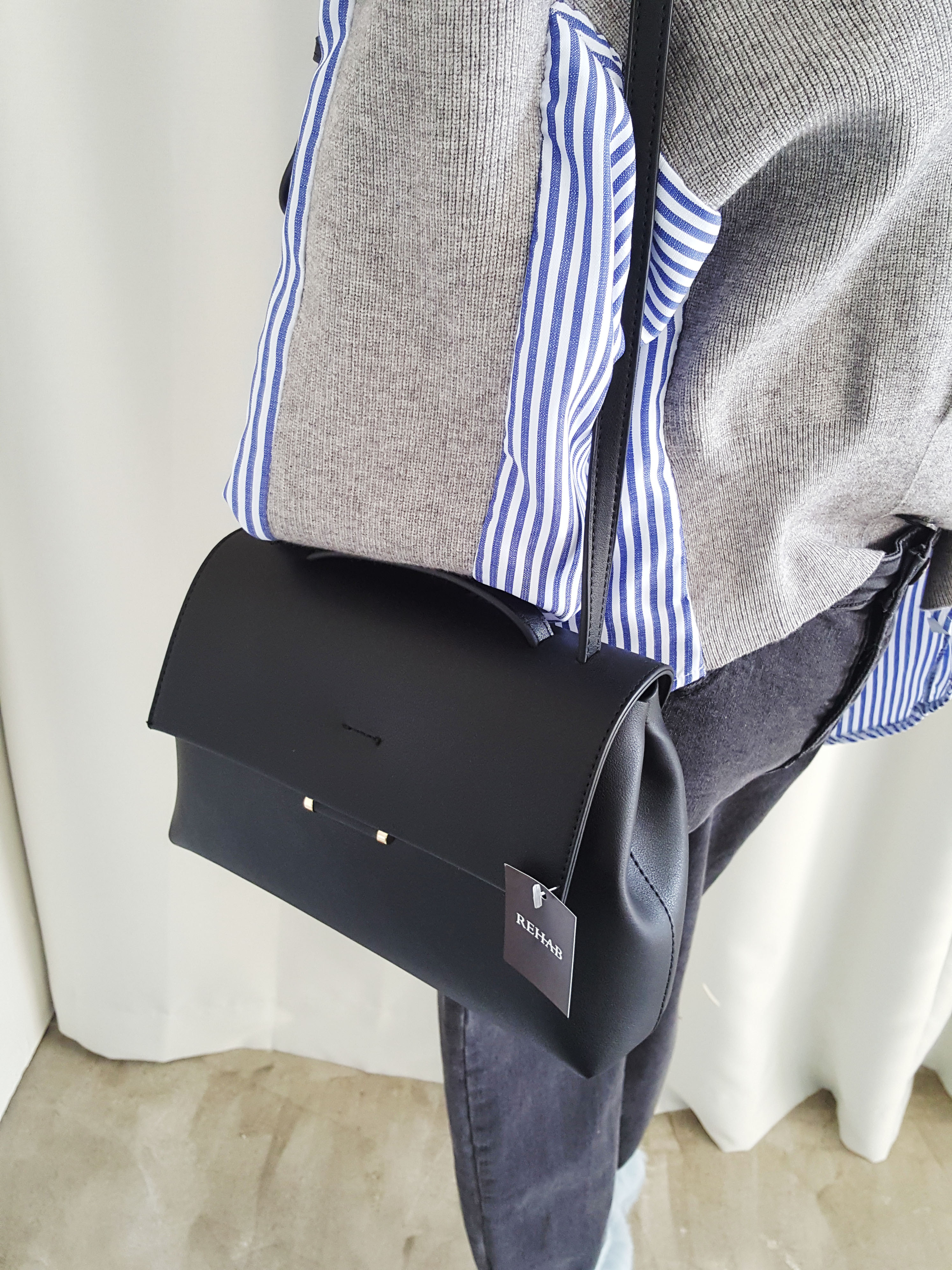 <b><p>Bredy modern look cozy outfit Tay's fashion</p></b><b><p>ブレディモダンルックコーディネート外出で、今日のファッション30代の女性カジュアルレザーバッグユニー</p></b><br /><br /><p align='center'>