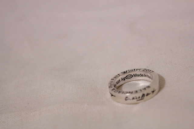 <b><p>Silver 925 Valencia 2017 ring 링 bga sr Fashion</p></b><b><p>シルバー925 2017バレンシアが リング 링アガ 銀指輪 ファッションアイテム</p></b><br /><br /><p align='center'>