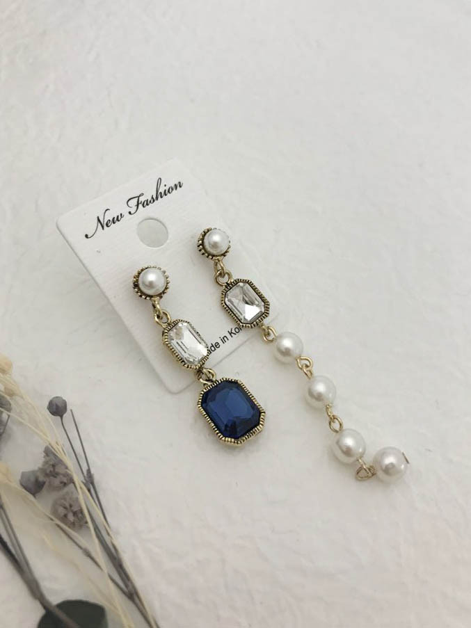 <b><p>Petit Cubic arl Unknown Drop eing female</p></b><b><p>プチ キュービック真珠 オンバル ドロップ イヤリング 女性 お好みの良いの クラシグ</p></b><br /><br /><p align='center'>