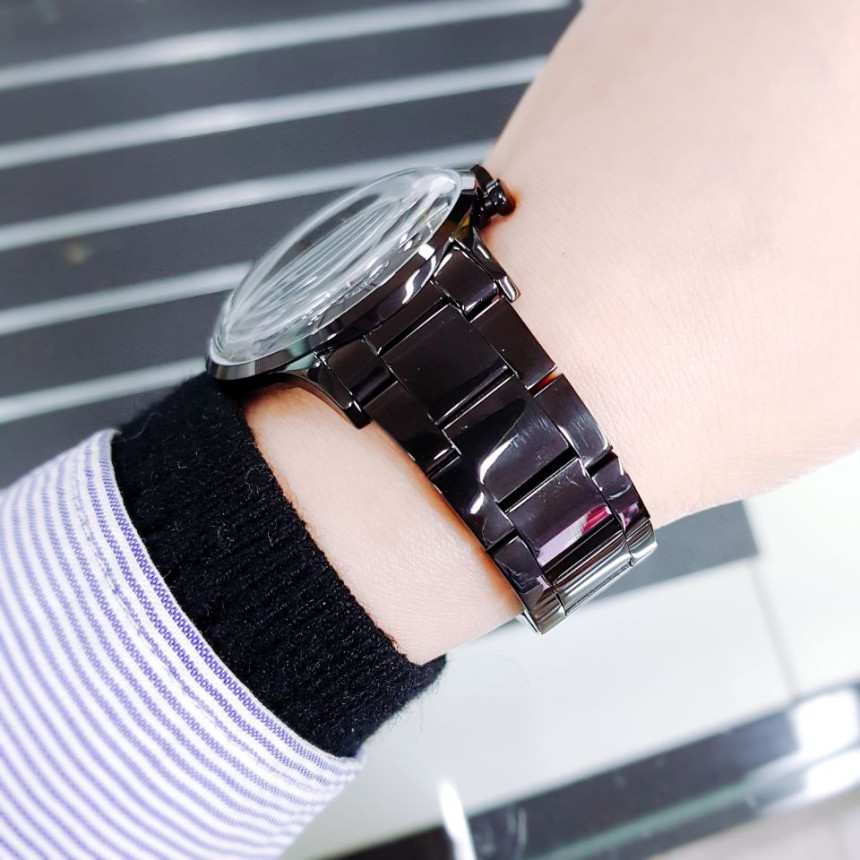 <b><p>Kenneth Cole clock KC15177003 Stylish Bright</p></b><b><p>ケネスコール 時計 KC15177003 スタイリッシュな 華やかなカラー 説得力のアイテム</p></b><br /><br /><p align='center'>