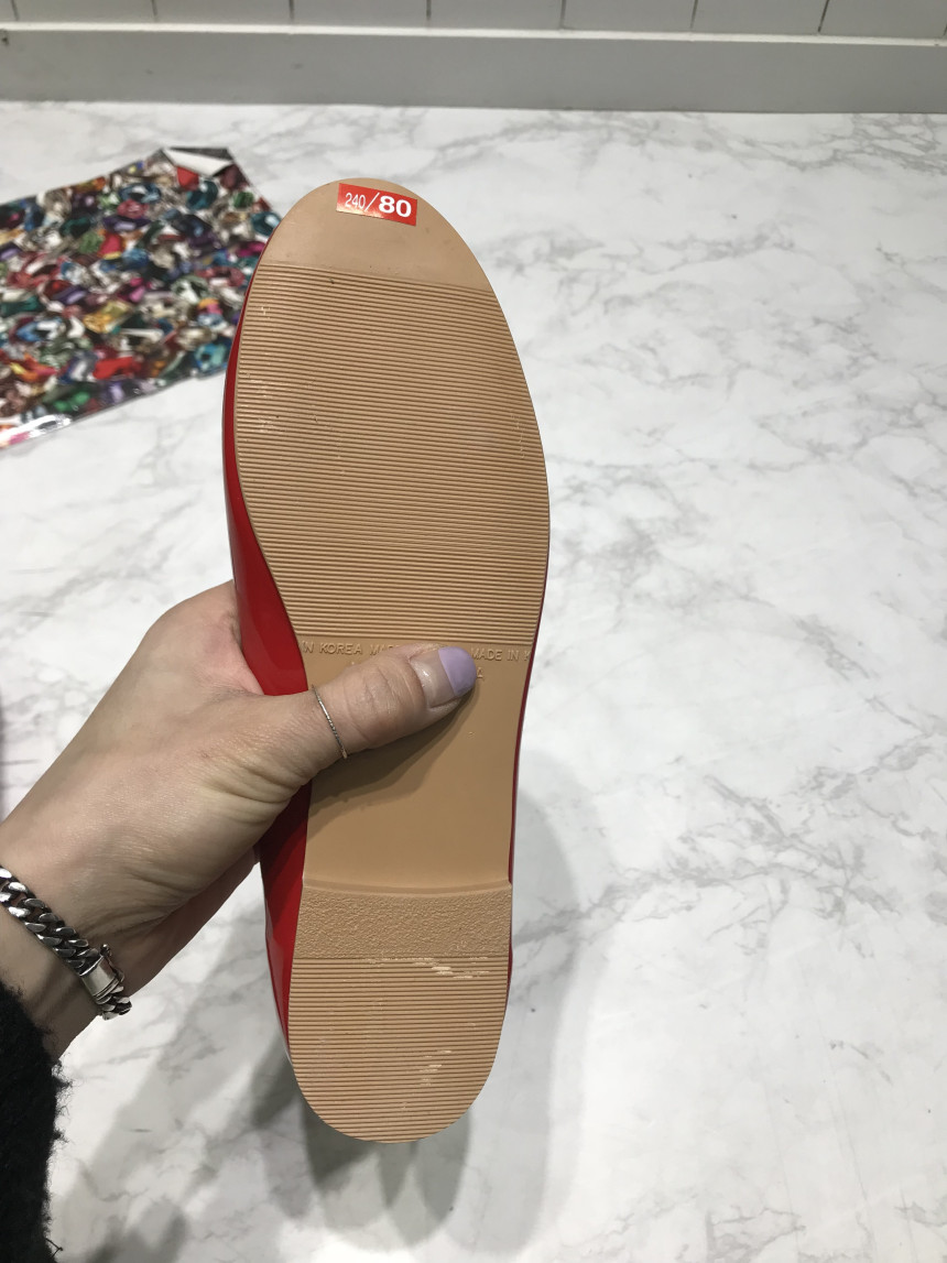 <b><p>Frizzy cushion bb Flat Shoes enamel Korean</p></b><b><p>ほやほや クッション リボン フラットシューズ エナメル 韓国語 プチなデザイン</p></b><br /><br /><p align='center'>