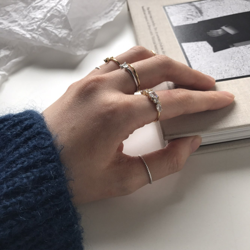 <b><p>Calling cubic gold Silver 7 set Stysh look</p></b><b><p>コーリングキュービック ゴールドシルバー 7 セット スタイリッシュル ユニーク</p></b><br /><br /><p align='center'>