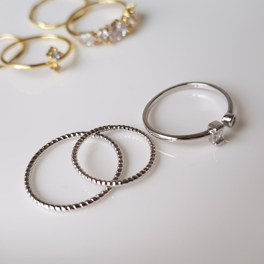 <b><p>Calling cubic gold Silver 7 set Stysh look</p></b><b><p>コーリングキュービック ゴールドシルバー 7 セット スタイリッシュル ユニーク</p></b><br /><br /><p align='center'>