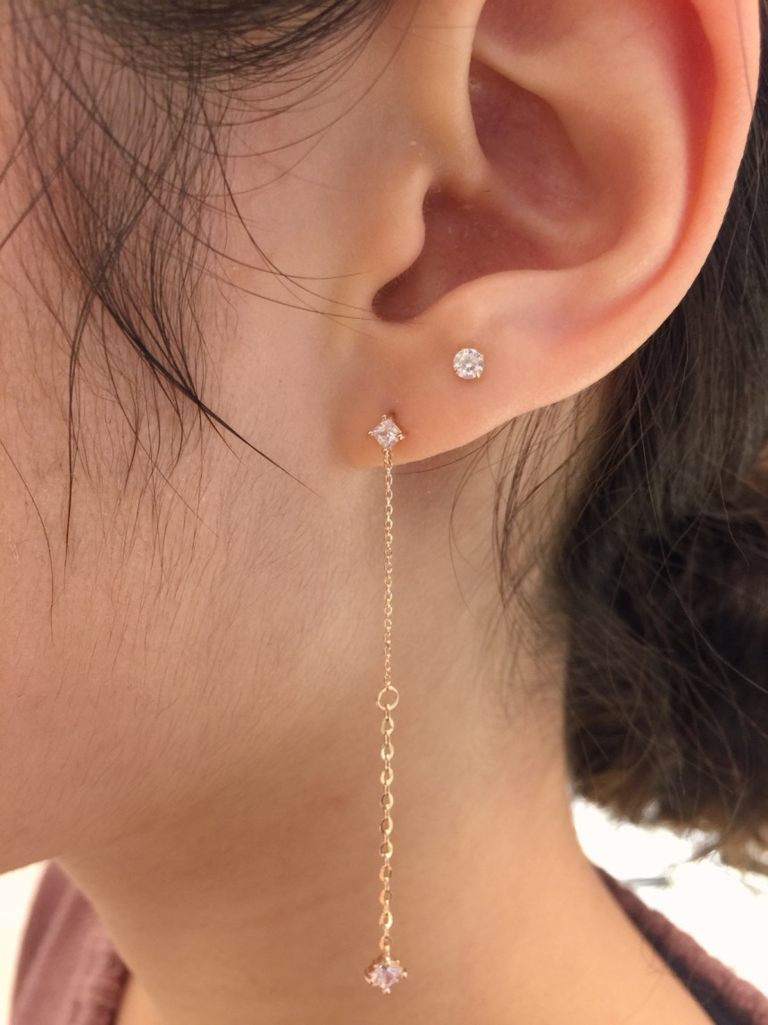 <b><p>Lloyd 2WAY Chain drop earrgs LPSH2005 Pisien</p></b><b><p>ロイド 2WAY チェーンドロップピアス LPSH2005 パリジエンこと 代の女性</p></b><br /><br /><p align='center'>