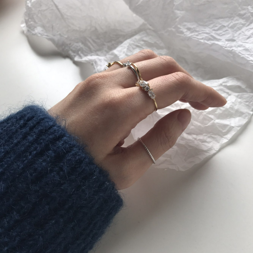 <b><p>Calling cubic gold Silver 7 set Stysh look</p></b><b><p>コーリングキュービック ゴールドシルバー 7 セット スタイリッシュル ユニーク</p></b><br /><br /><p align='center'>