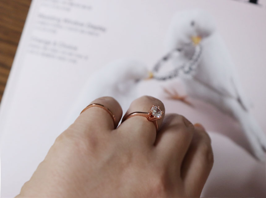 <b><p>Wang Cubic Ri Pink gold 1 carat Diamond Size</p></b><b><p>王キュービックリング ピンクゴールド 1カラット ダイヤサイズ 6発セッティ ジルコニア</p></b><br /><br /><p align='center'>