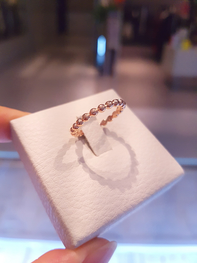 <b><p>Mul zz Silver ball round ring omsr8744 A</p></b><b><p>ミュジェル ムゼル 銀 ボール ラウンド シルバーリング omsr8744 素敵なプレゼント</p></b><br /><br /><p align='center'>