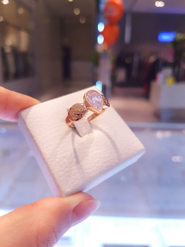 <b><p>Musel zz water drop gmanium ring omgr0563</p></b><b><p>ミュジェル ムゼル 水滴 ゲルマニウム リング omgr0563 健康 ギフトとして良い</p></b><br /><br /><p align='center'>