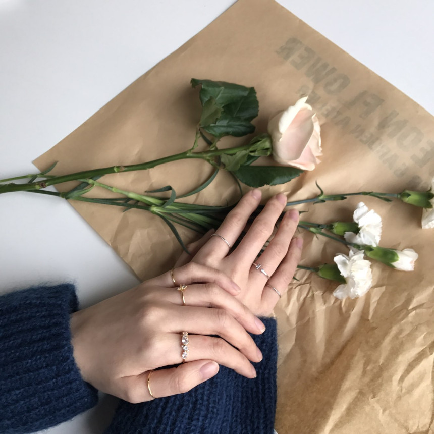 <b><p>Calling cubic gold Silver 7 set Stysh look</p></b><b><p>コーリングキュービック ゴールドシルバー 7 セット スタイリッシュル ユニーク</p></b><br /><br /><p align='center'>