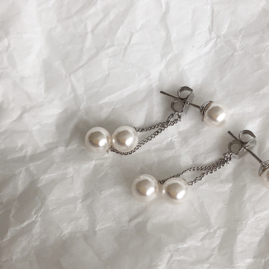 <b><p>Mourning Drop Pearl Ers Bold silver 925 Gift</p></b><b><p>無排 トゥ滴 真珠のイヤリング ボールド シルバー ドロップ 925 ギフト</p></b><br /><br /><p align='center'>