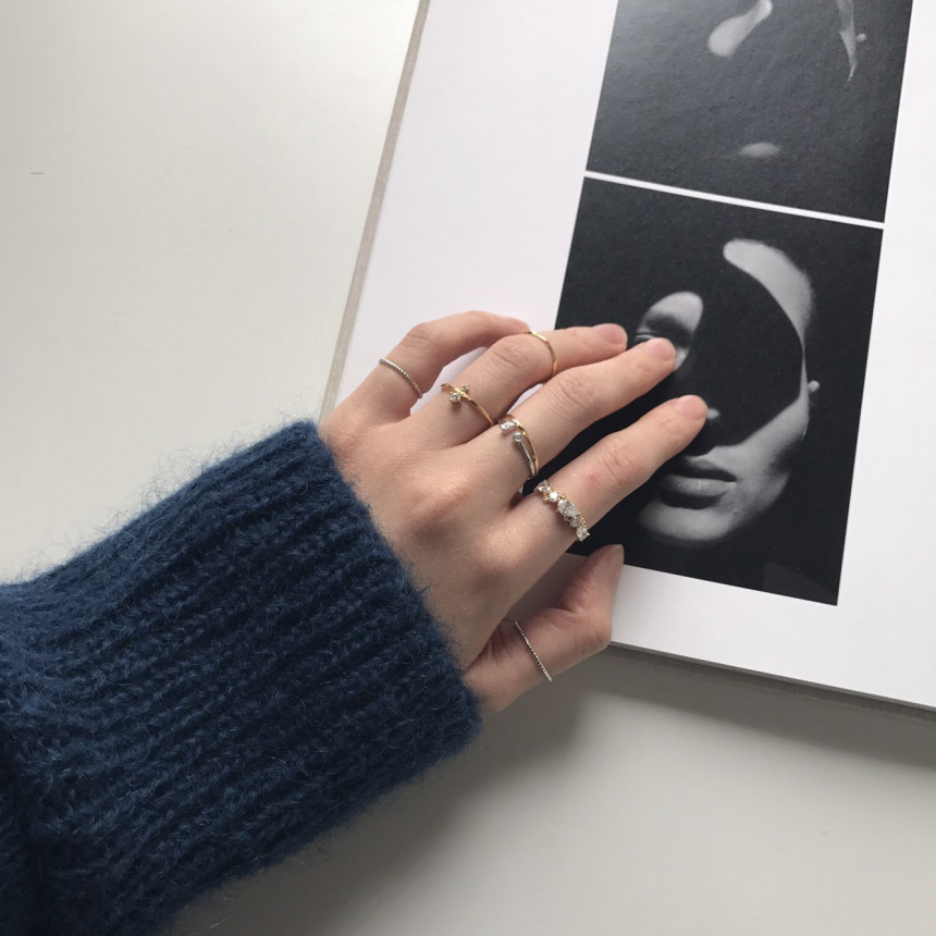 <b><p>Calling cubic gold Silver 7 set Stysh look</p></b><b><p>コーリングキュービック ゴールドシルバー 7 セット スタイリッシュル ユニーク</p></b><br /><br /><p align='center'>