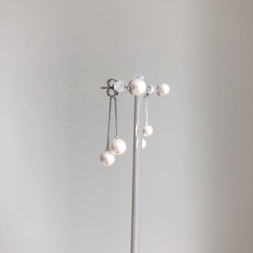 <b><p>Mourning Drop Pearl Ers Bold silver 925 Gift</p></b><b><p>無排 トゥ滴 真珠のイヤリング ボールド シルバー ドロップ 925 ギフト</p></b><br /><br /><p align='center'>