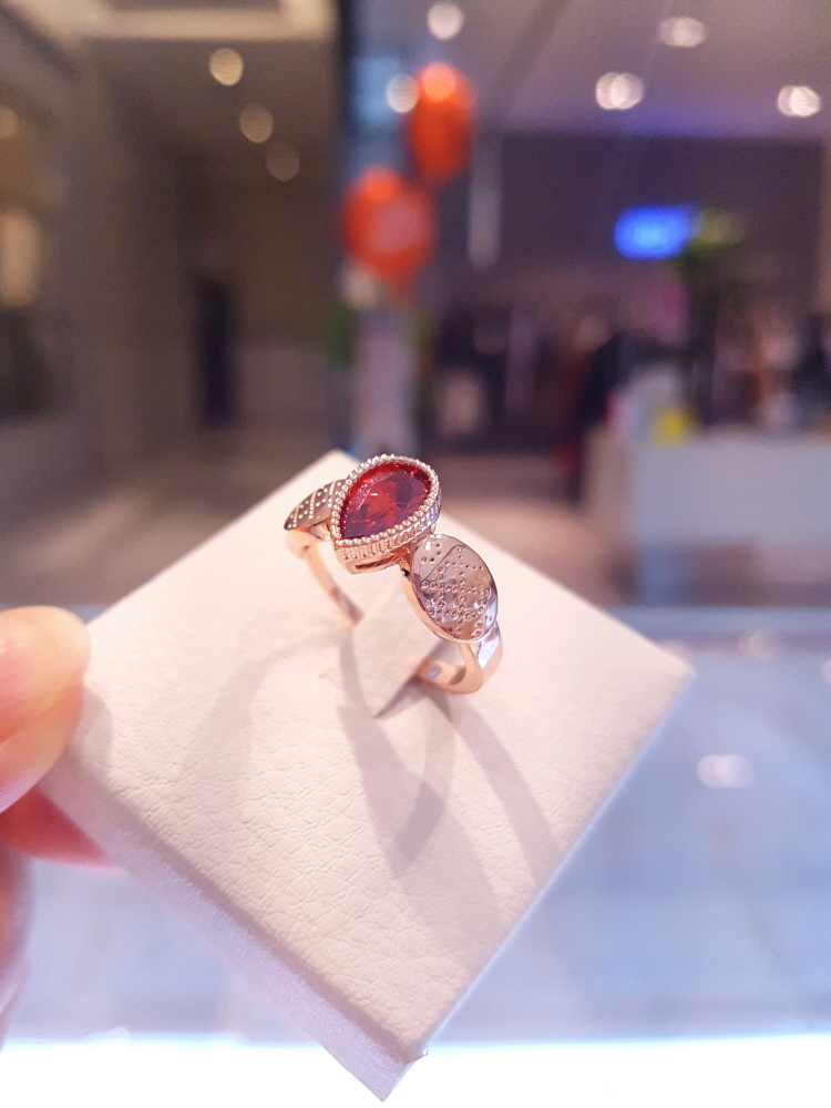 <b><p>Musel zz water drop gmanium ring omgr0563</p></b><b><p>ミュジェル ムゼル 水滴 ゲルマニウム リング omgr0563 健康 ギフトとして良い</p></b><br /><br /><p align='center'>