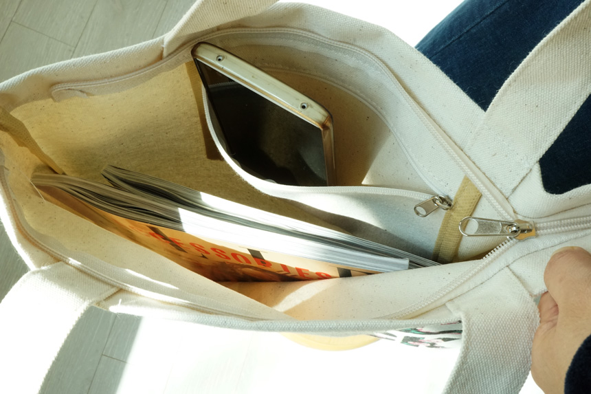 <b><p>Zipper Eco Bag Rob Ruri Coordination Fancy</p></b><b><p>ジッパーエコバックロブルリルクコーディネート派手20代フラワーホワイトショルダーバッグデイリー</p></b><br /><br /><p align='center'>