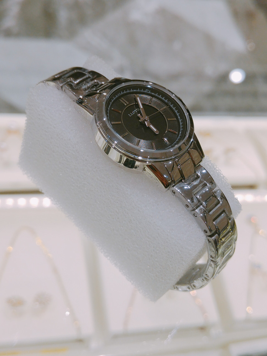 <b><p>Lloyd black dial met couple LL2G15201 1M1</p></b><b><p>ロイド ブラック ダイヤル メタル カップル 時計 LL2G15201 1M1 女性</p></b><br /><br /><p align='center'>