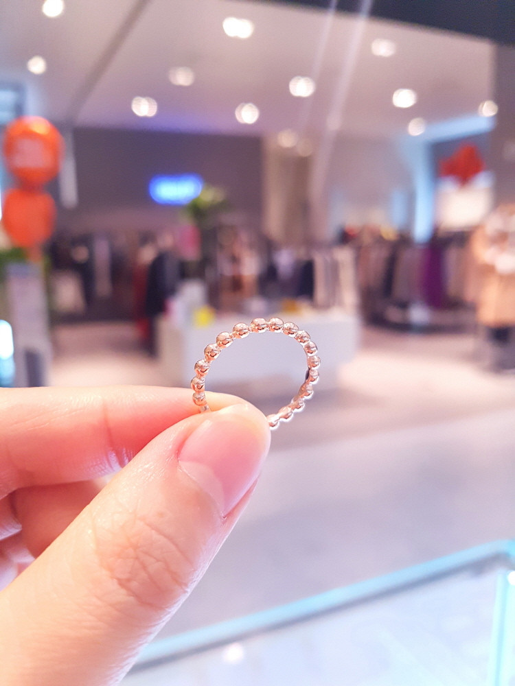 <b><p>Mul zz Silver ball round ring omsr8744 A</p></b><b><p>ミュジェル ムゼル 銀 ボール ラウンド シルバーリング omsr8744 素敵なプレゼント</p></b><br /><br /><p align='center'>