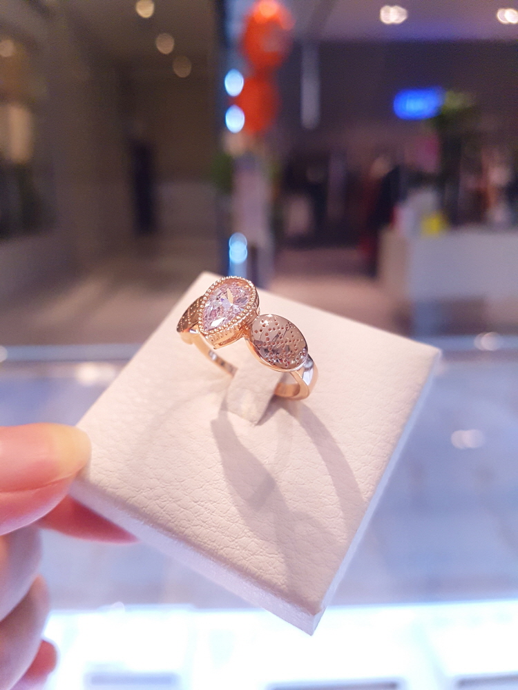 <b><p>Musel zz water drop gmanium ring omgr0563</p></b><b><p>ミュジェル ムゼル 水滴 ゲルマニウム リング omgr0563 健康 ギフトとして良い</p></b><br /><br /><p align='center'>