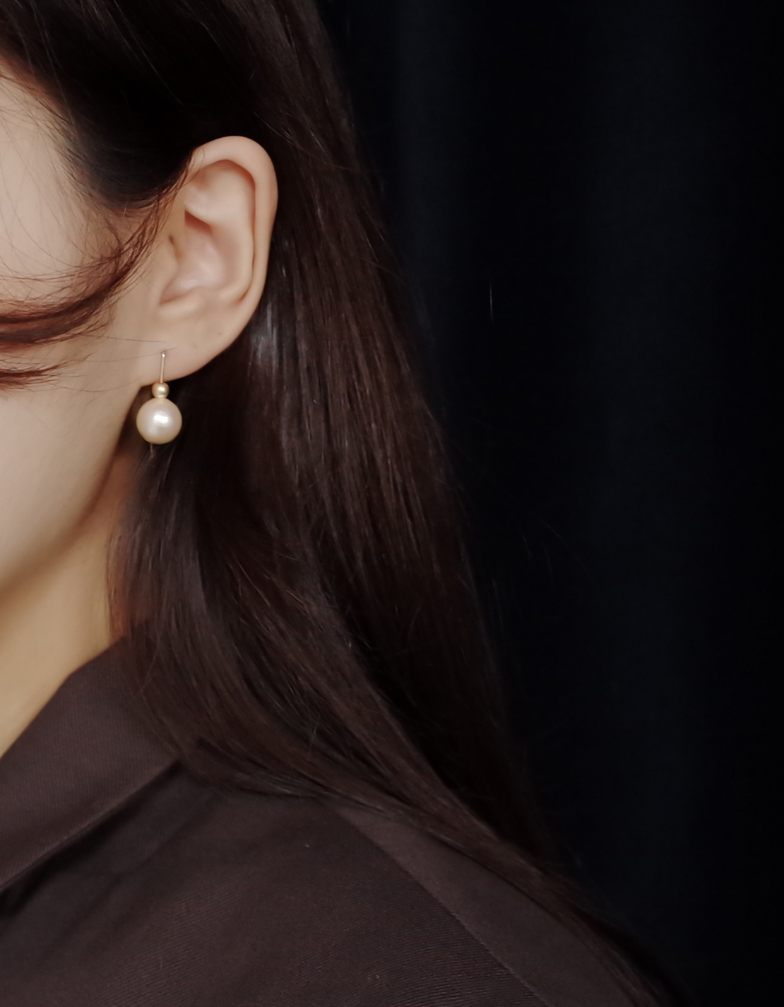 <b><p>Wire curve Hanging the Pearl simple rs Stylish</p></b><b><p>ワイヤカーブ リング歩い 真珠シンプルピアス スタイリッシュな ユニークなデザイン</p></b><br /><br /><p align='center'>