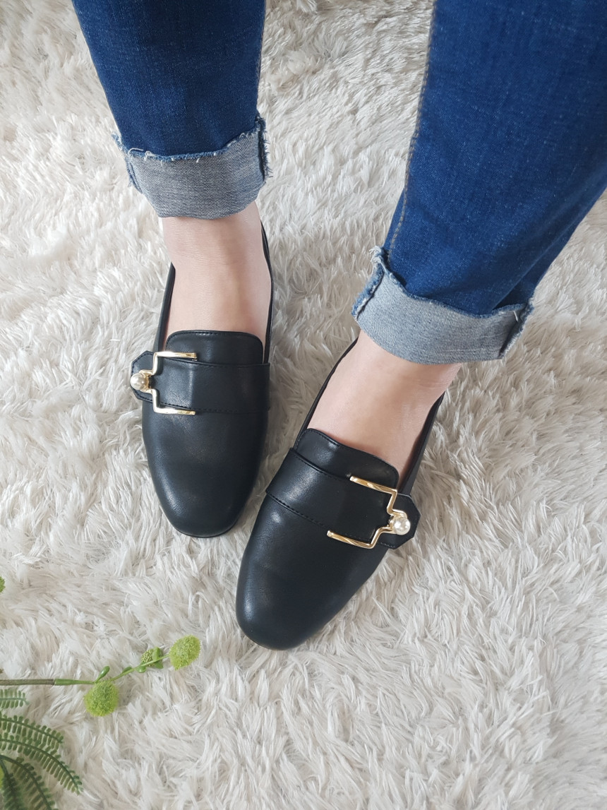 <b><p>Korean Prl gold buckle loafers ma Shoes Midd</p></b><b><p>韓国語 真珠 ゴールド バックル ローファー 女性 靴 ミドルヒ モダン 装飾</p></b><br /><br /><p align='center'>